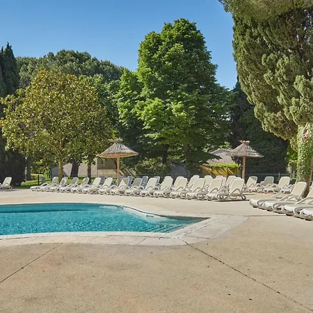 アパートホテル Odalys Le Village Camarguais Les Gardians 4*