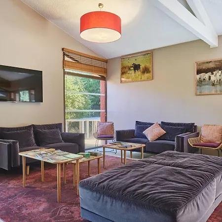 Odalys Le Village Camarguais Les Gardians アパートホテル アルル
