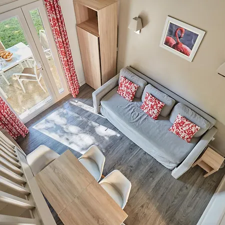Odalys Le Village Camarguais Les Gardians 4*