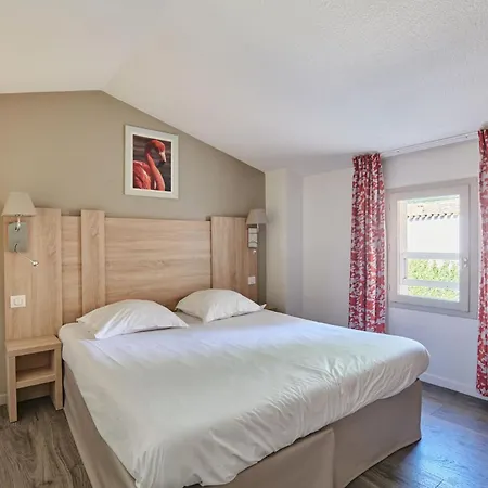 Ξενοδοχείο με διαμερίσματα Odalys Le Village Camarguais Les Gardians 4*