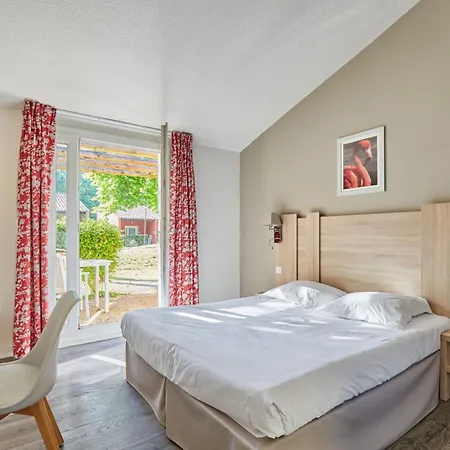 Odalys Le Village Camarguais Les Gardians アパートホテル 4*